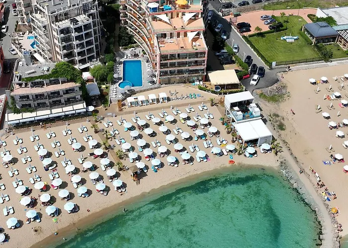 Beachfront Apartments By Marty\'S